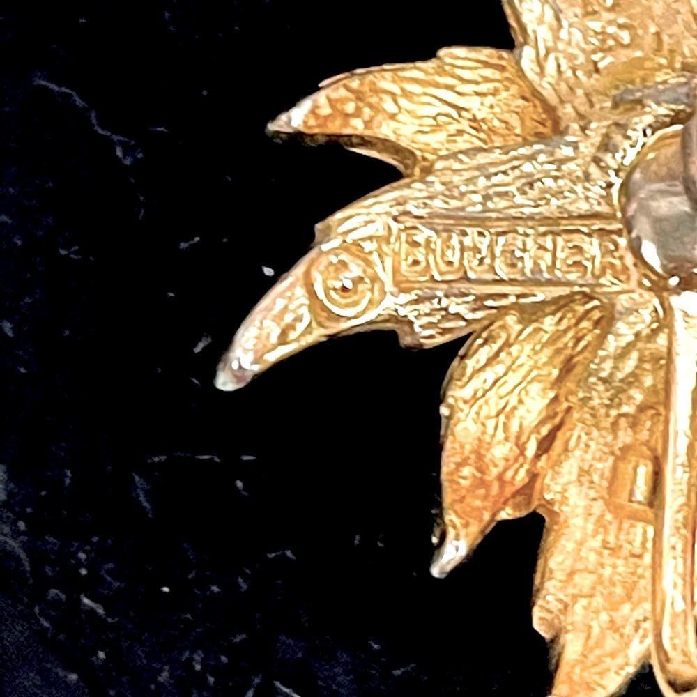 Boucher Gold Flower clip-on earrings - Picture 5 of 8